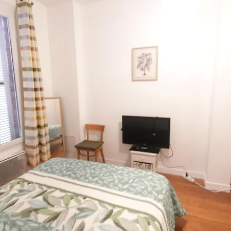 Comfort Parisian And Sofa Bed 1 Min To Metro M4 & T3a *