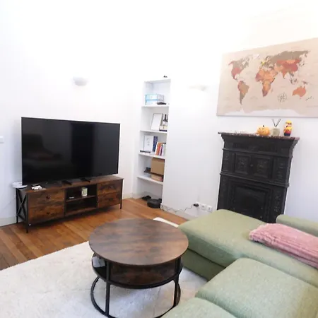 Comfort Parisian And Sofa Bed 1 Min To Metro M4 & T3a Privat bolig